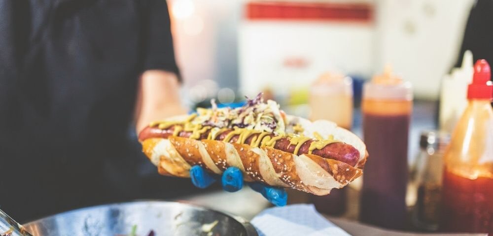 Hot dog vendor - zoff-photo - Canva Pro